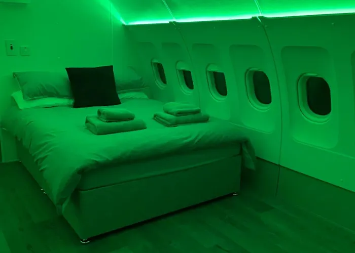 Kemp Aeroheaven Glamping Cavan